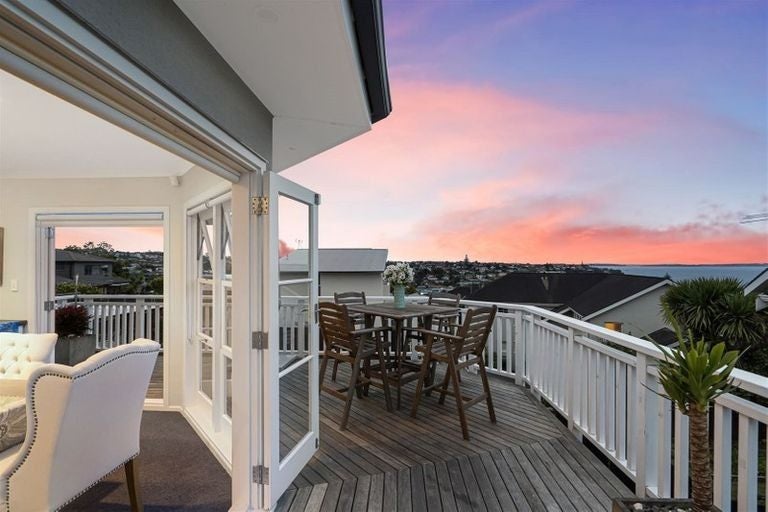 31 Kowhai Road, Mairangi Bay, Auckland - Carousel 14