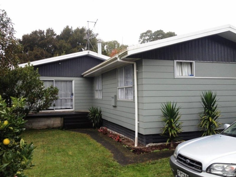 8 Coventry Road, Melville, Hamilton - Carousel 19