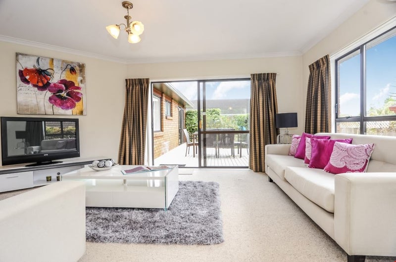 1/24 Woodbridge Lane, Milford, Auckland - Carousel 9