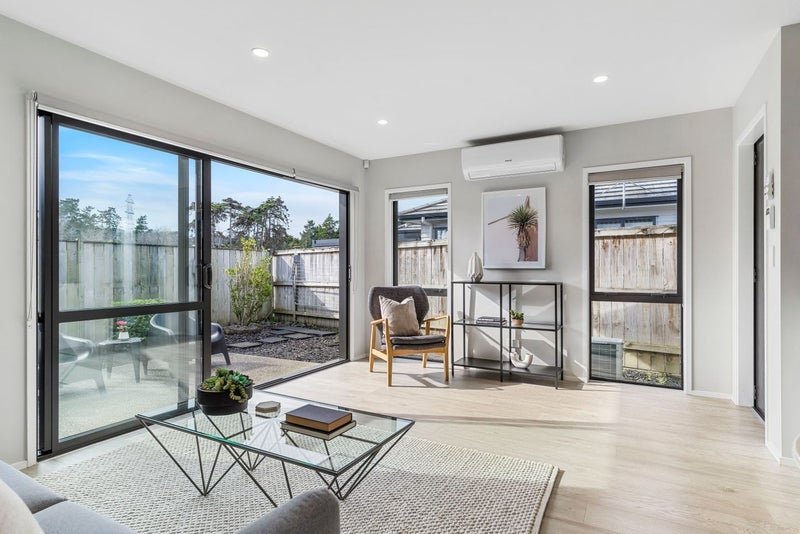 17 Kahika Grove, Huapai, Kumeu - Carousel 2