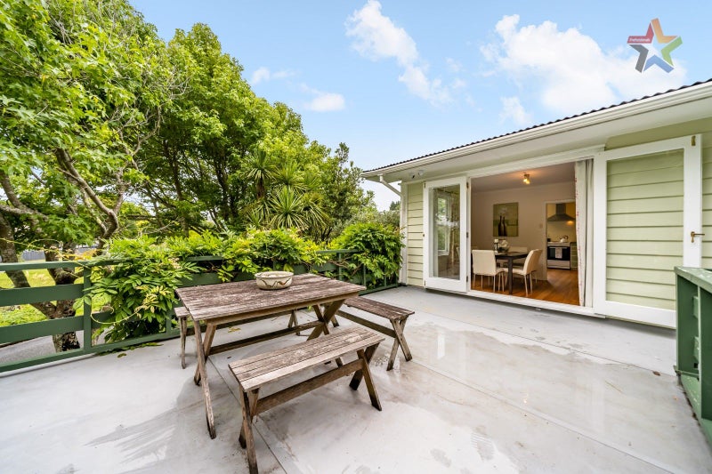 33 Parnell Street, Fairfield, Lower Hutt - Carousel 2