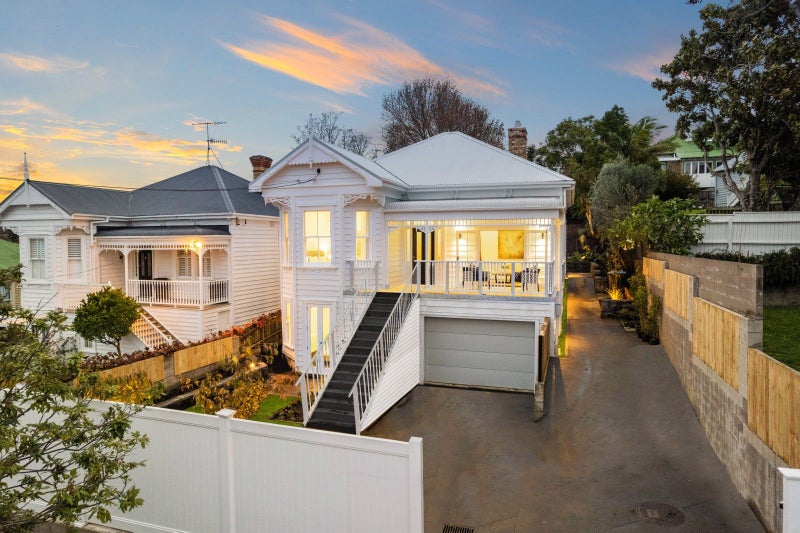 1 Ara Street, Remuera, Auckland - Carousel 2