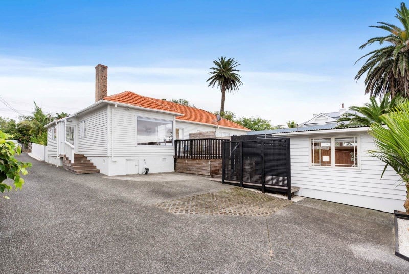 1/91 Queen Street, Northcote Point, Auckland - Carousel 12