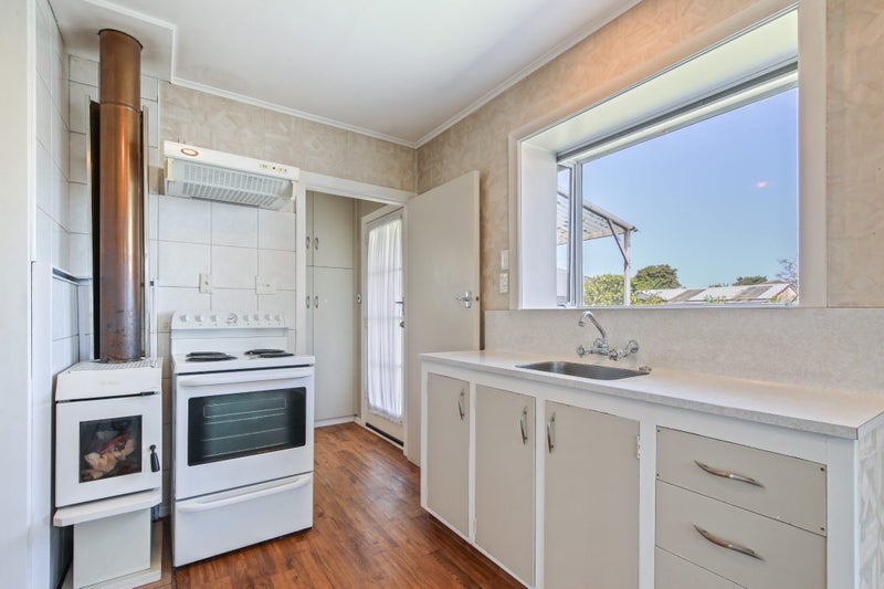 5 Betwin Avenue, Sockburn, Christchurch - Carousel 2