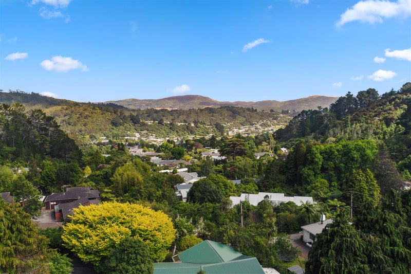 108A Kamahi Street, Stokes Valley, Lower Hutt - Carousel 1
