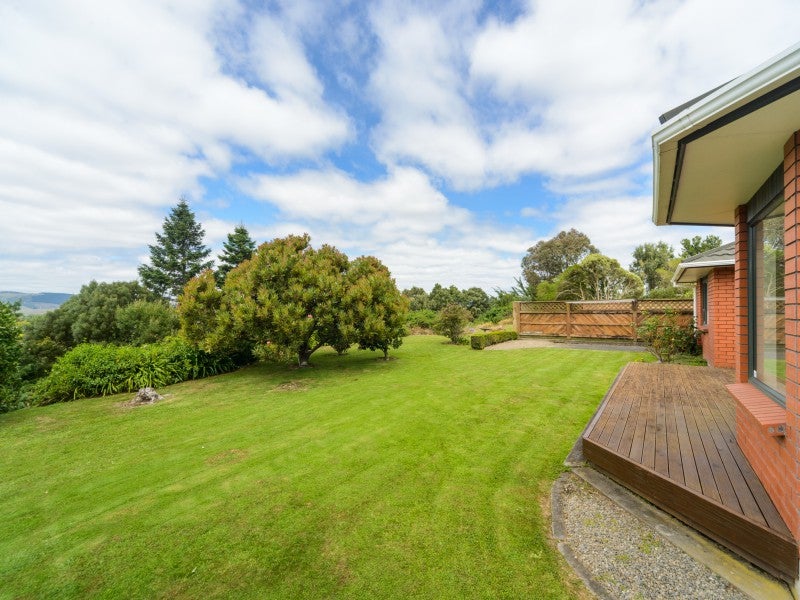 27 Rosebank Avenue, Kelvin Grove, Palmerston North - Carousel 16