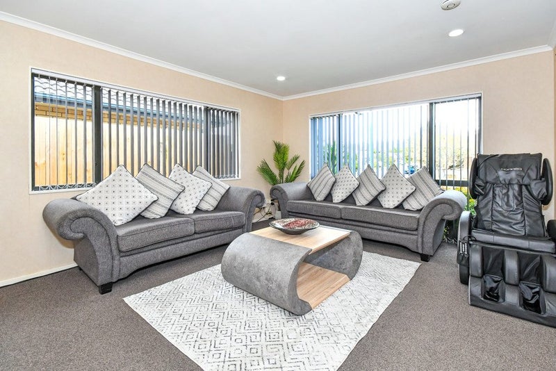 49 Wayne Francis Drive, East Tamaki, Auckland - Carousel 2