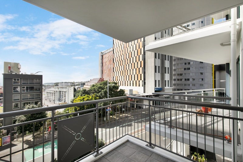 209/1 Parliament Street, Auckland Central, Auckland - Carousel 1
