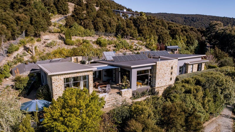 695A Aubrey Road, Wanaka - Carousel 1