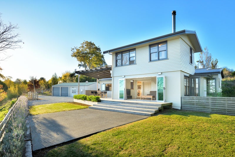 16 Massey Road, Mangapapa, Gisborne - Carousel 1