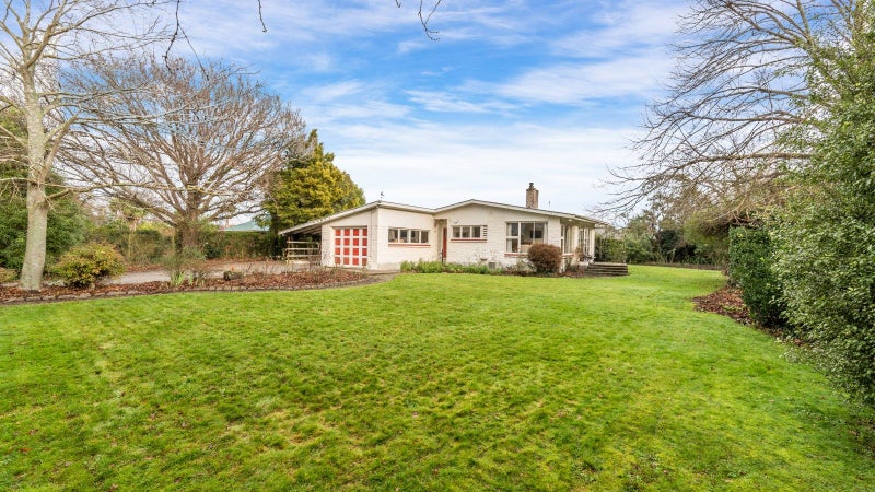9 Waterholes Road, Christchurch - Carousel 1