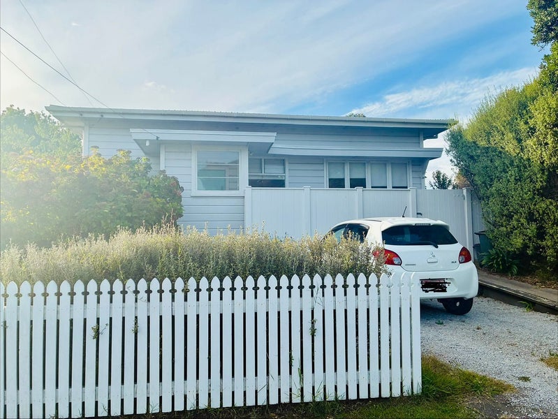 8A Wi Pere Street, Mangapapa, Gisborne - Carousel 1