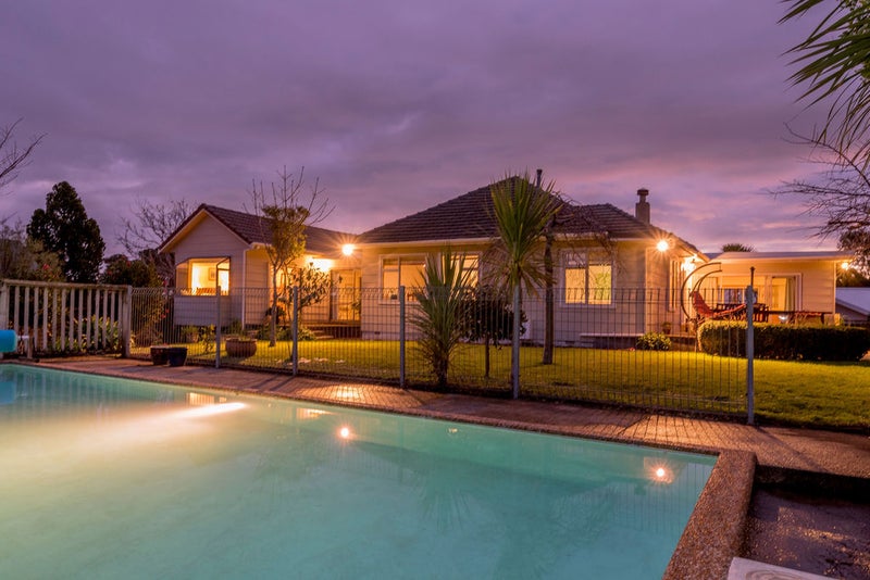 4A Fiesta Grove, Raumati Beach, Paraparaumu - Carousel 2