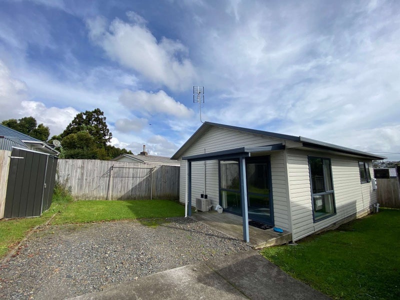 52 St Leonards Road, Kelston, Auckland - Carousel 1