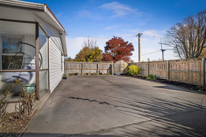 1/86 Avonhead Road, Avonhead, Christchurch - Carousel 15