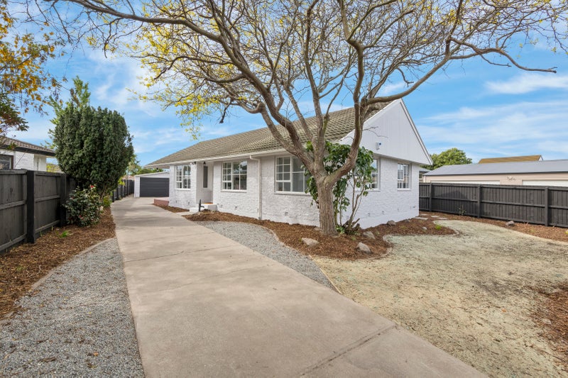 24 Heathglen Avenue, Parklands, Christchurch - Carousel 1