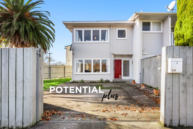 5/6 Keys Street, Elderslea, Upper Hutt - Carousel 1