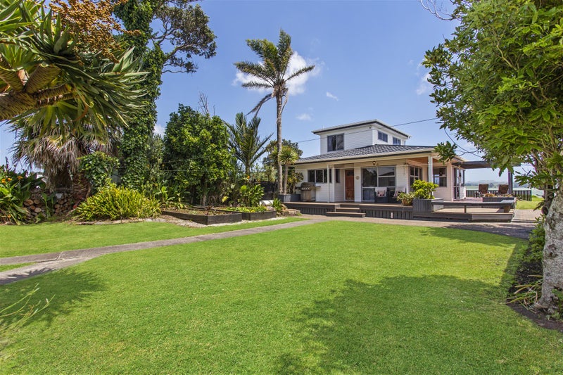 19 Ronald Avenue, Waiuku - Carousel 2