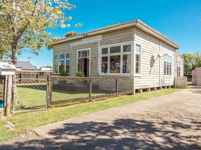 48 Romilly Street, Westport, Westport - Carousel 1