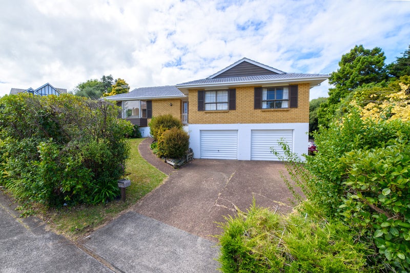 120 Norman Lesser Drive, Saint Johns, Auckland - Carousel 1