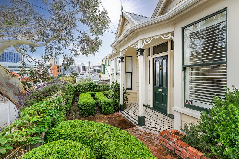 15 George Street, Thorndon, Wellington - Carousel 1