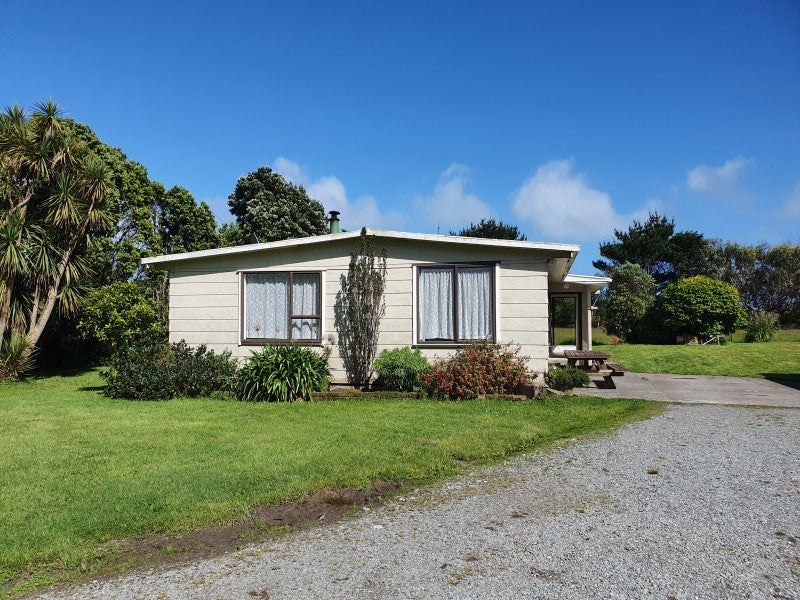 26 Pandora Avenue, Camerons, Greymouth - Carousel 1