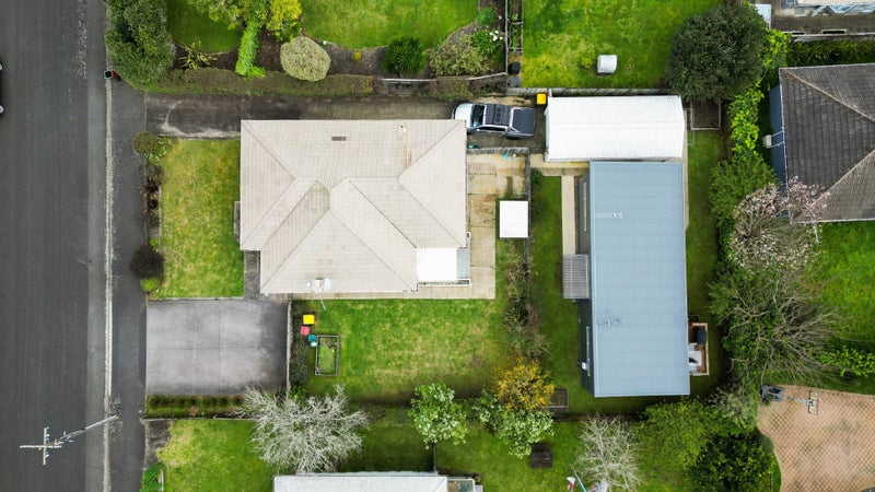 17 Sillary Street, Hamilton East, Hamilton - Carousel 23