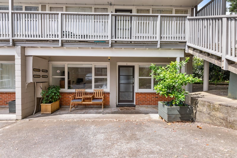 1/0 Selwyn Street, Onehunga, Auckland - Carousel 1