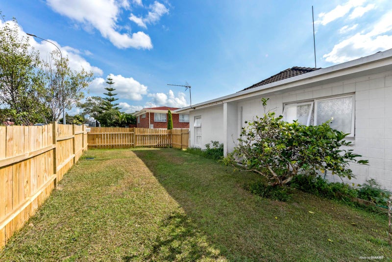 1/42 Butterworth Drive, Glendene, Auckland - Carousel 2