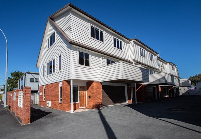 219A Peachgrove Road, Claudelands, Hamilton - Carousel 1