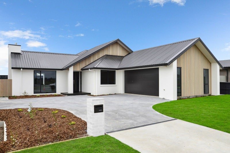 40 Kourataki Road, Baverstock, Hamilton - Carousel 2