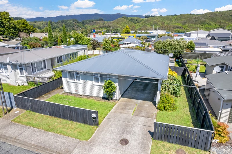12 Benge Crescent, Clouston Park, Upper Hutt - Carousel 23