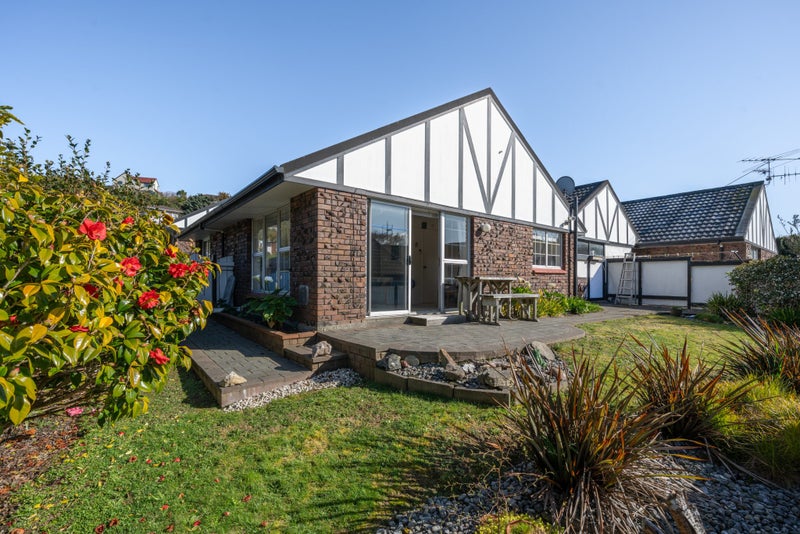 28A Halswater Drive, Churton Park, Wellington - Carousel 1