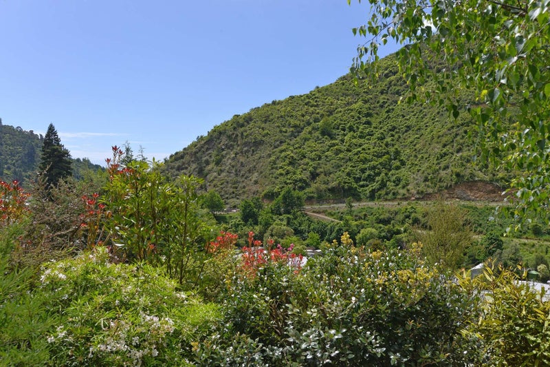 73 Robinson Road, The Brook, Nelson - Carousel 2