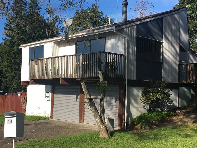 14 Elmira Place, Browns Bay, Auckland - Carousel 1