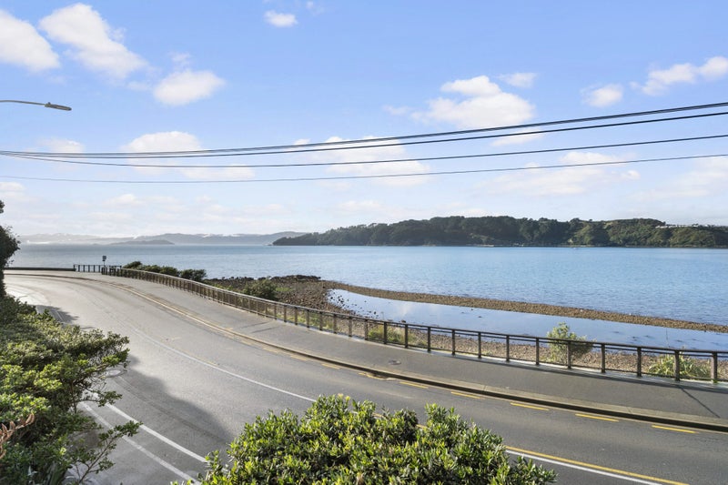 44 Evans Bay Parade, Roseneath, Wellington - Carousel 2