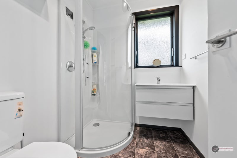 4 SPEEDY Street, Stokes Valley, Lower Hutt - Carousel 2