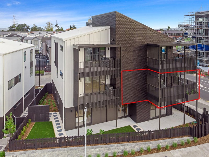 2/2 Te Rito Road, Hobsonville, Auckland - Carousel 2