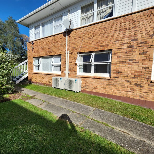 3/36 Simkin Avenue, St Johns, Auckland - Carousel 2