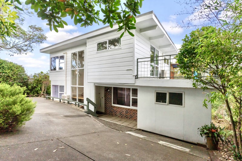 616 Glenfield Road, Bayview, Auckland - Carousel 1