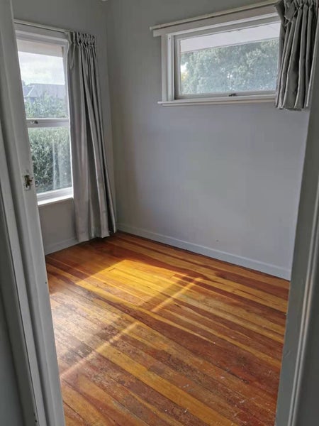 11 James Evans Drive, Northcote, Auckland - Carousel 11