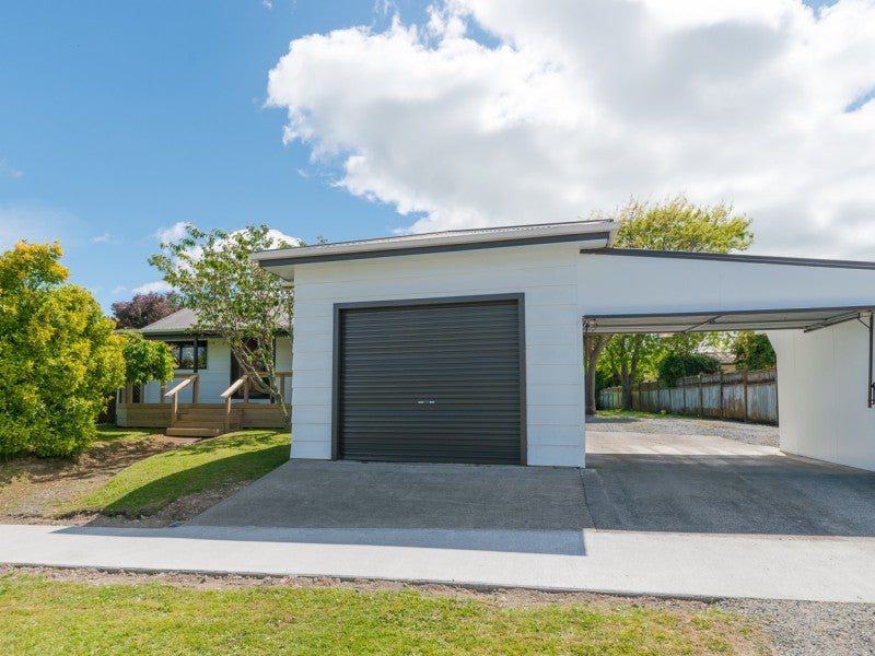 4 Tokomaru Road, Tokomaru, Palmerston North - Carousel 14