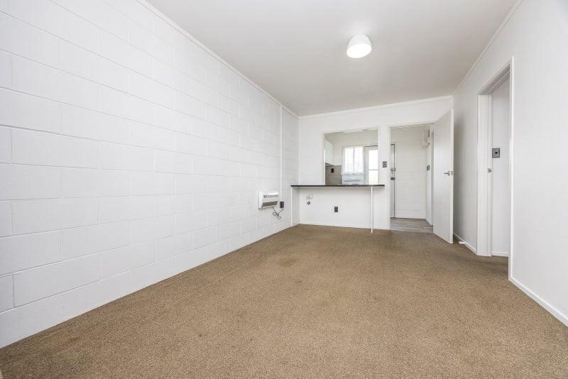 9/27 St Georges Road, Avondale, Auckland - Carousel 2