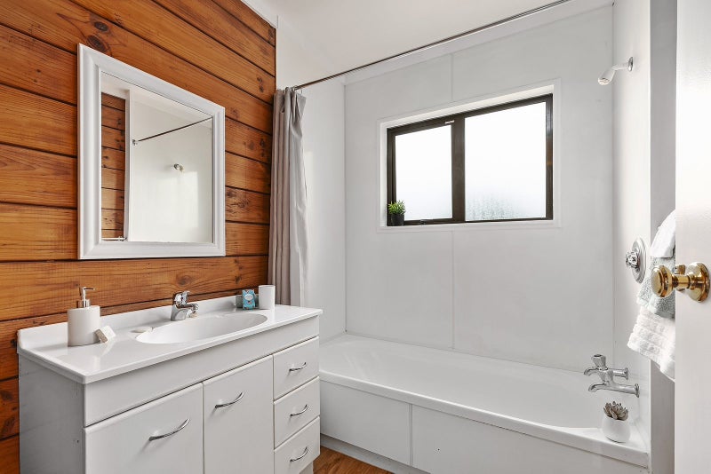 41 Akaroa Drive, Maupuia, Wellington - Carousel 14