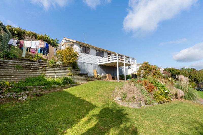 33 Dingadee Street, Welcome Bay, Tauranga - Carousel 2