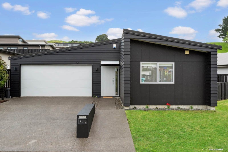 7 Bale Way, Pukekohe, Pukekohe - Carousel 2