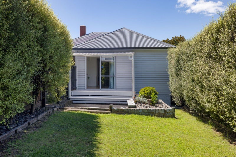 11A Dunkirk Street, Gate Pa, Tauranga - Carousel 1