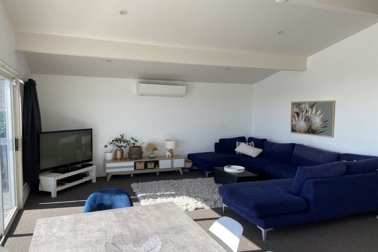 467 Whangaparaoa Road, Stanmore Bay, Rodney, Auckland - Carousel 2
