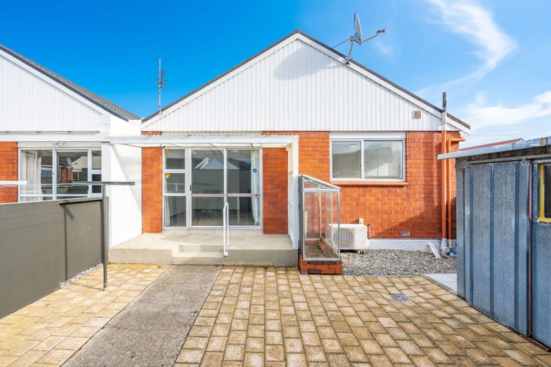 20F Oxford Street, South Dunedin, Dunedin - Carousel 1
