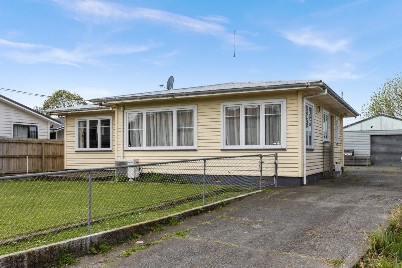 13 Percy Spiller Avenue, Maraenui, Napier - Carousel 2